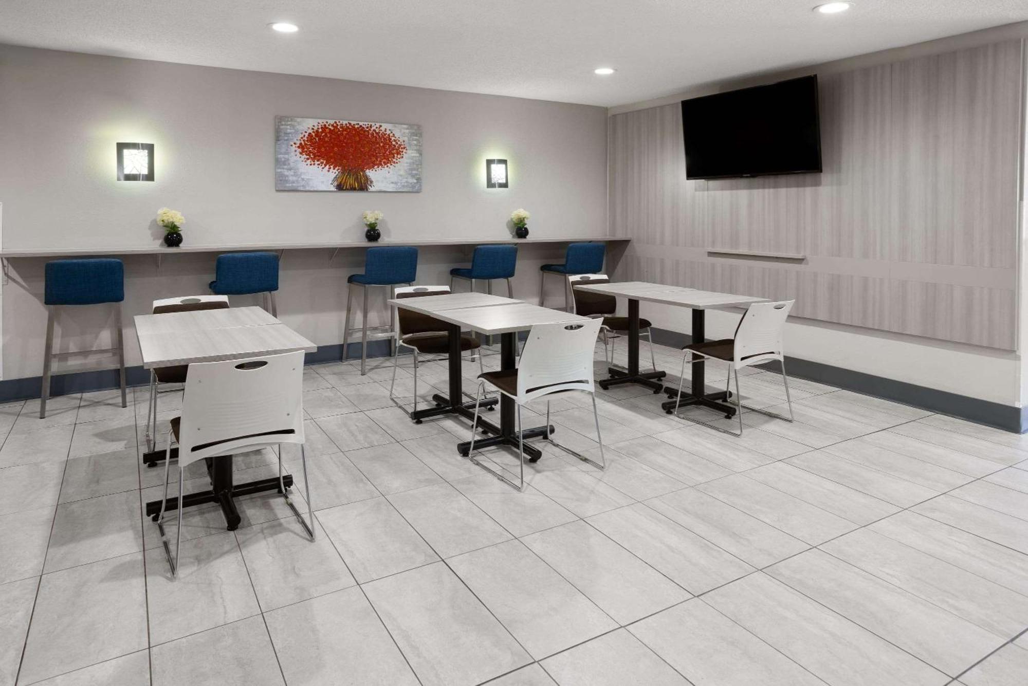 Microtel Inn By Wyndham Raleigh-Durham Airport Morrisville Exterior foto